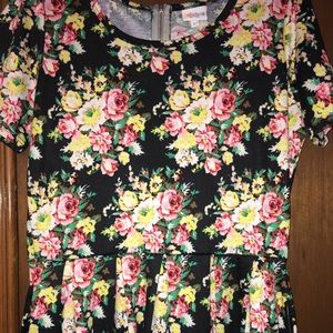 Floral black background Amelia